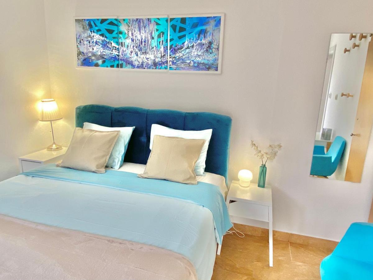 Mamma Mia Apartments-City Center Hvar Town Eksteriør bilde