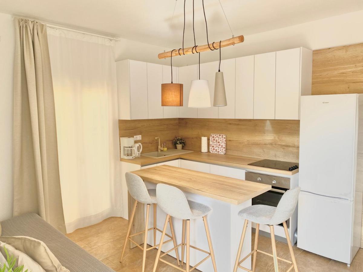 Mamma Mia Apartments-City Center Hvar Town Eksteriør bilde